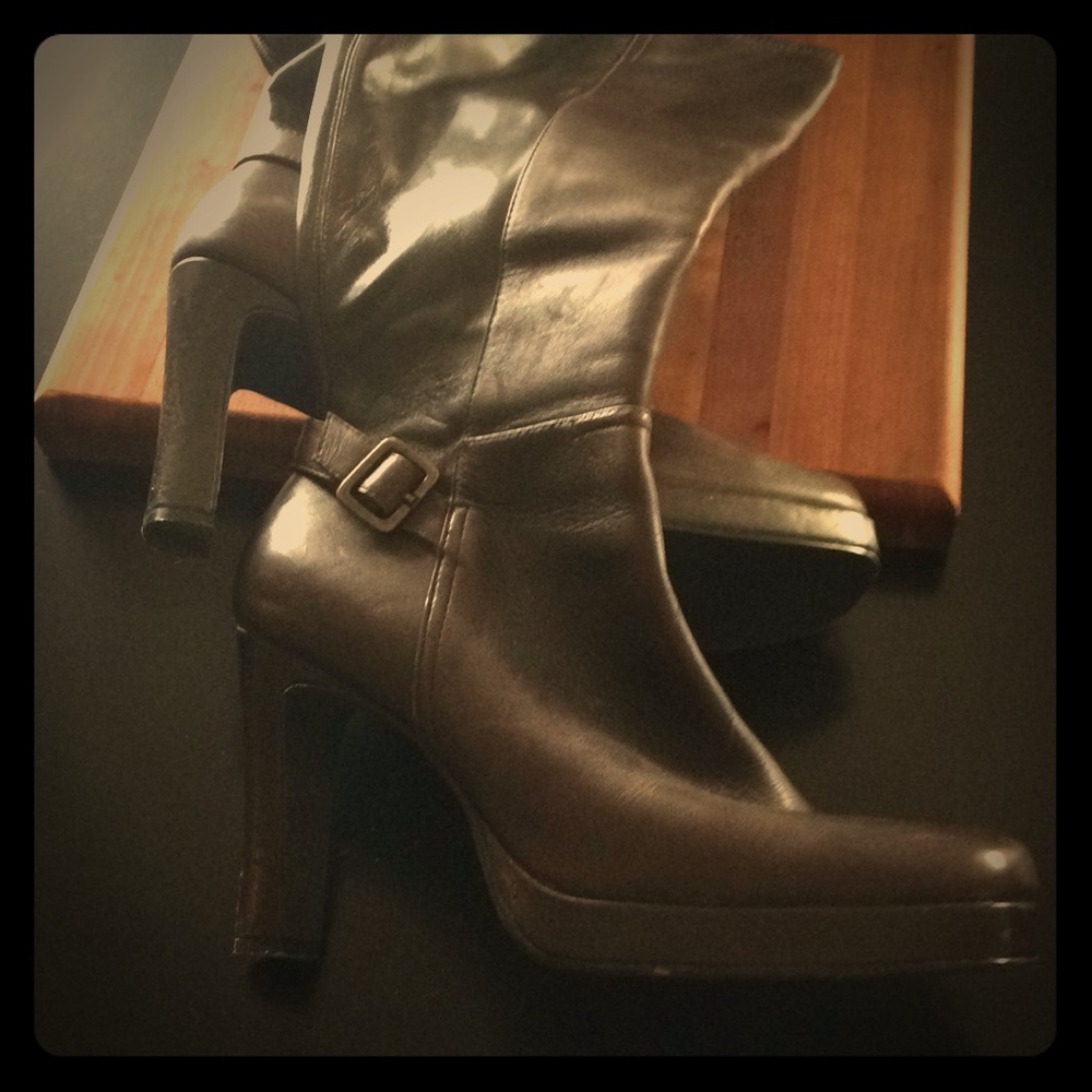 Skechers  boots brown 8 1/2